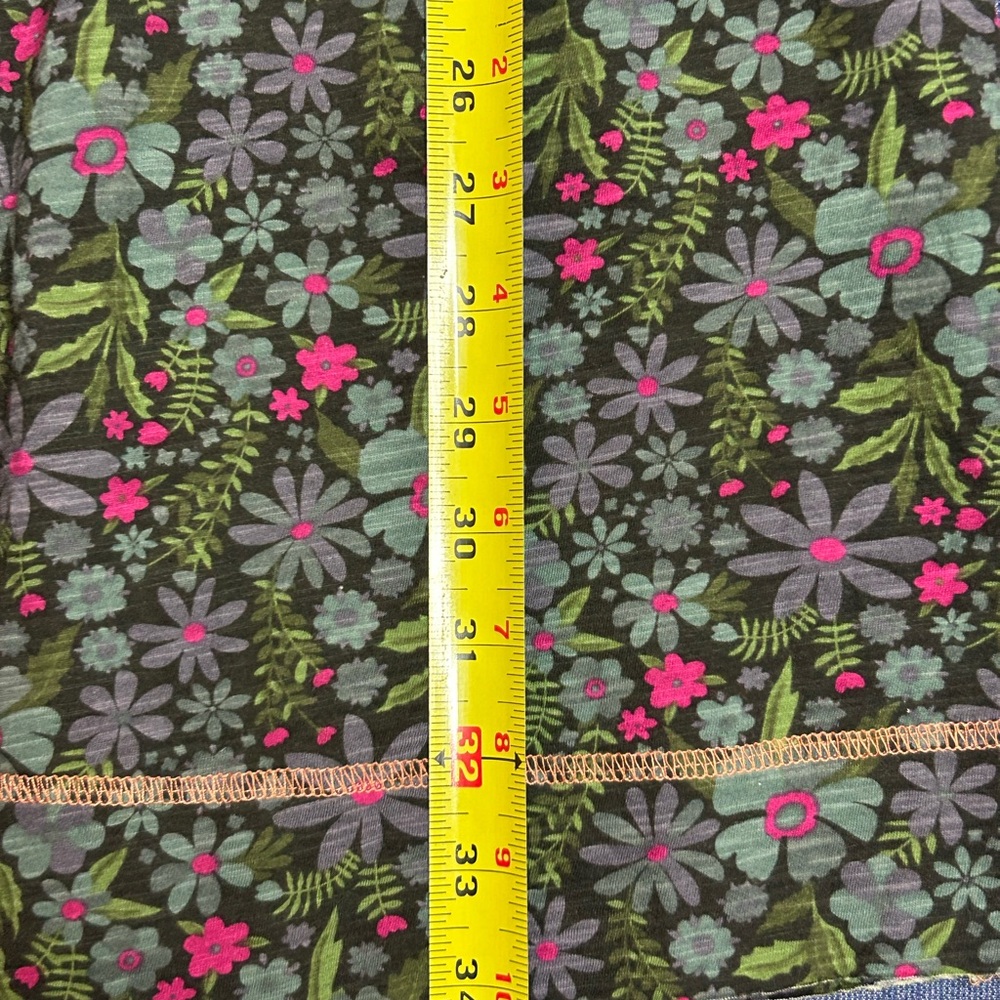 Floral Button-Front Long Sleeve Dress in Dark Green and Purple - Picture 6 of 7
